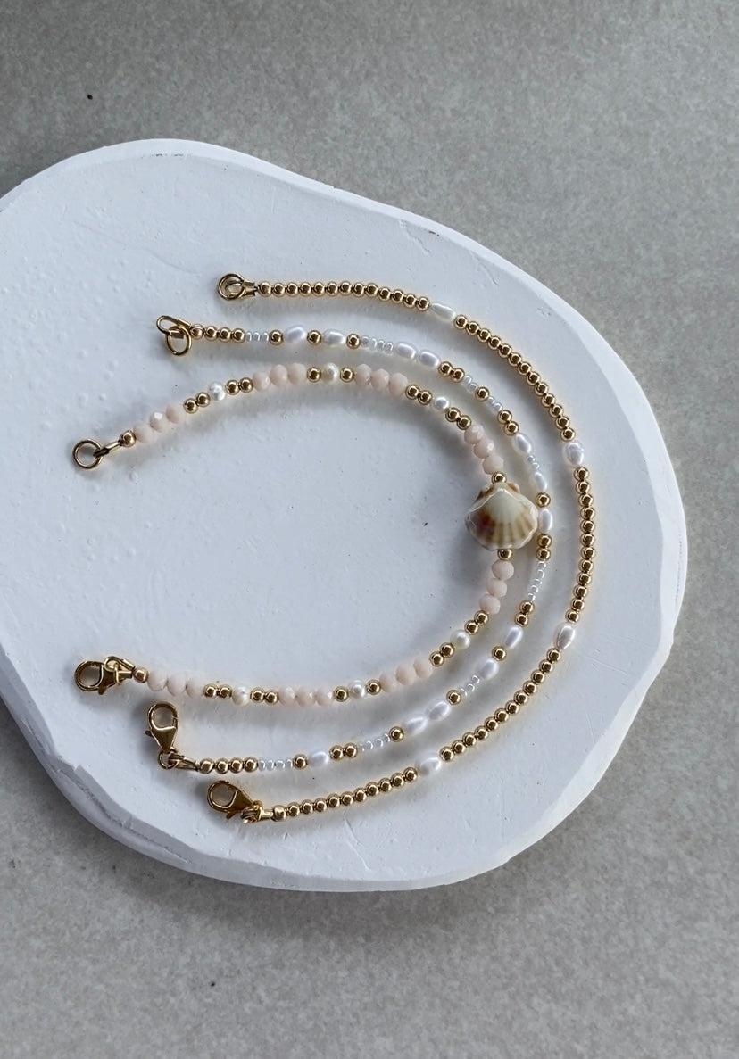 Seashell Bracelet - Cream